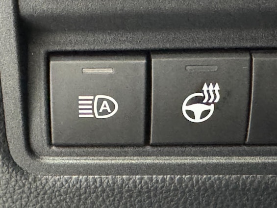 Vehicle image 14 Vehicle image 14