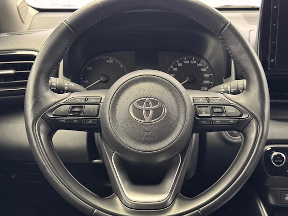 Vehicle image 11 Vehicle image 11