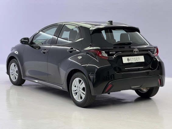 Vehicle image 4 Vehicle image 4