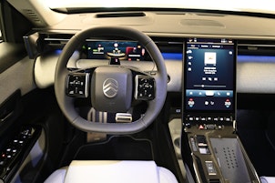 Vehicle image CITROEN e-C5 Aircross Max