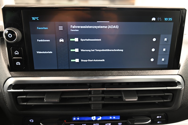 Vehicle image CITROEN SPACETOURER