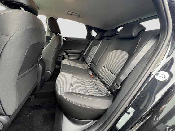 Vehicle image 9 Vehicle image 9