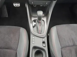 Toyota Yaris 1.5 VVT-i HSD GR Sport