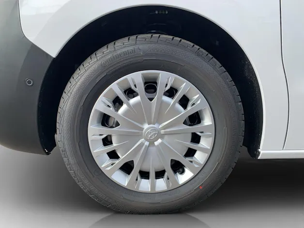 Toyota PROACE Van L1 75KWh Advanced