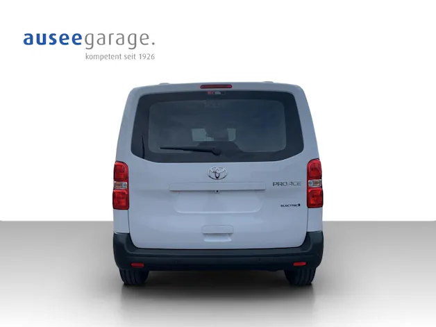 Toyota PROACE Van L1 75KWh Advanced
