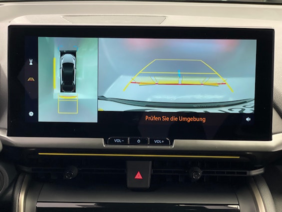 Vehicle image 11 Vehicle image 11