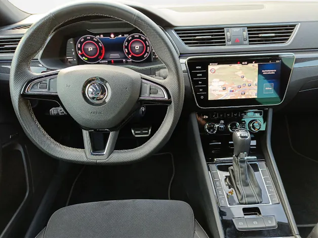 Škoda Superb Combi 2.0 TSI SportLine+ DSG 4x4