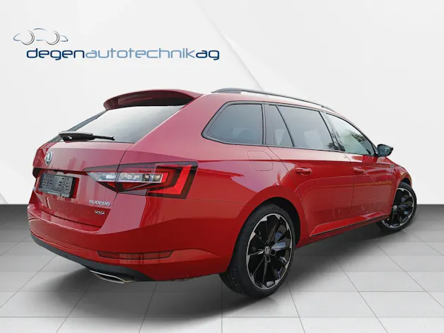 Škoda Superb Combi 2.0 TSI SportLine+ DSG 4x4