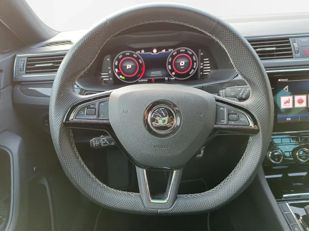 Škoda Superb Combi 2.0 TSI SportLine+ DSG 4x4