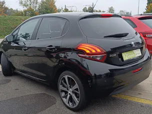 Peugeot 208 1.2 PureTech Style EAT6