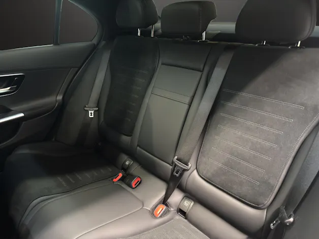 Mercedes-Benz C 220 d 4 Matic