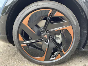 Cupra Tavascan Type 9 77 kWh VZ Adrenaline