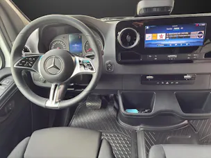 Mercedes-Benz Sprinter 317 CDI Standard 9G-TRONIC