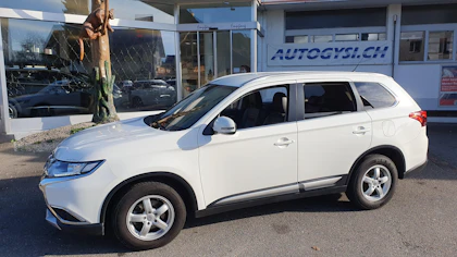 MITSUBISHI OUTLANDER 5