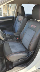 MITSUBISHI OUTLANDER 6