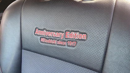 MITSUBISHI OUTLANDER 7