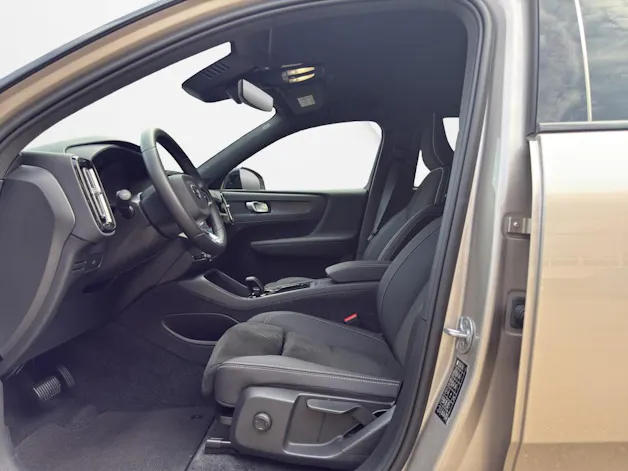 Volvo XC40 Recharge P6 Plus FWD