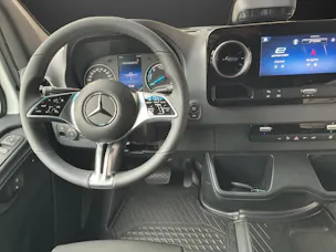 Mercedes-Benz eSprinter 320 PRO KA 3665mm S