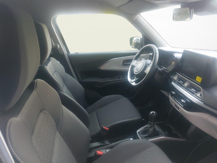 Vehicle image SUZUKI SWIFT