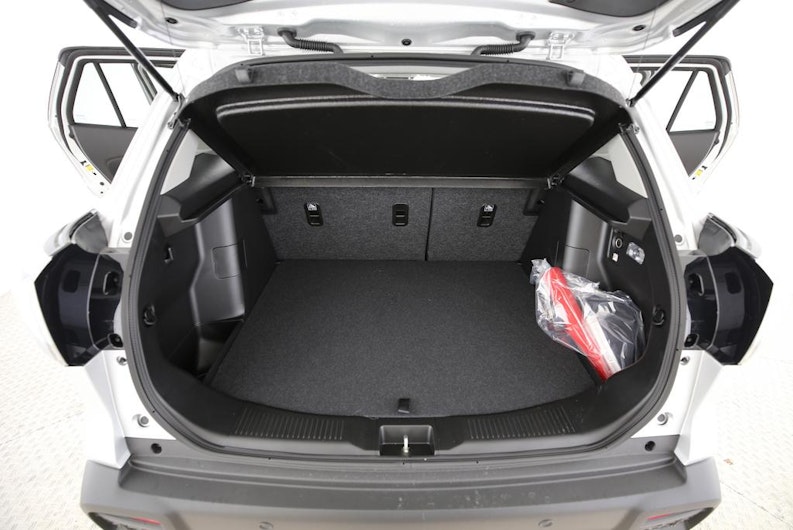 Vehicle image SUZUKI S-CROSS