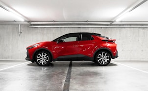 Vehicle image TOYOTA C-HR 2.0 HEV Trend 4x4