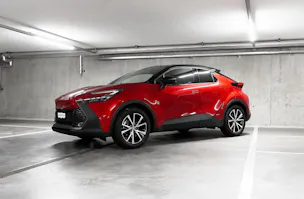 Toyota C-HR 2.0 HEV Trend 4x4
