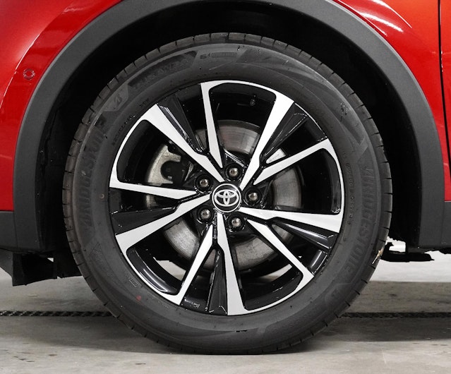 Vehicle image TOYOTA C-HR