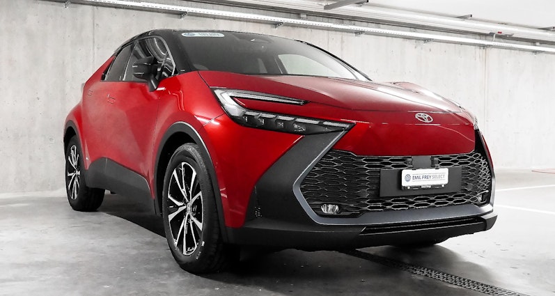 Vehicle image TOYOTA C-HR