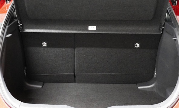 Vehicle image 14 Vehicle image 14