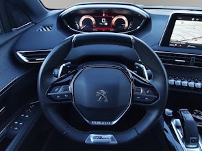 Vehicle image PEUGEOT 3008 1.5 BlueHDi GT Line