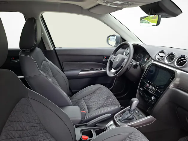 Suzuki Vitara 1.4 T Compact Top Hybrid 4x4 / 1.99% Leasing