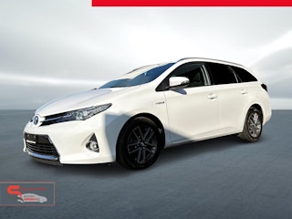 Vehicle image TOYOTA AURIS 0 Vehicle image TOYOTA AURIS 0