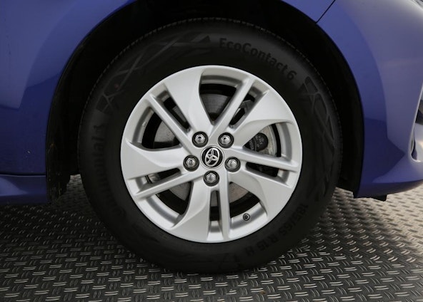 Vehicle image 13 Vehicle image 13