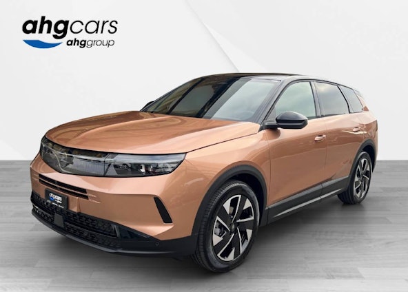 First vehicle image First vehicle image