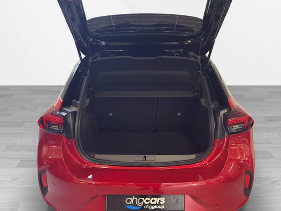 Vehicle image 8 Vehicle image 8