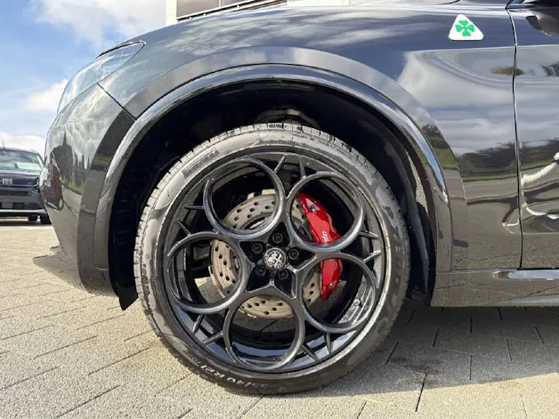 Alfa Romeo Stelvio 2.9 V6 Biturbo Q4 Quadrifoglio