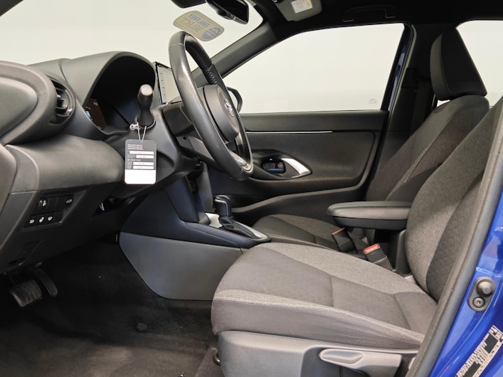 Vehicle image TOYOTA YARIS CROSS