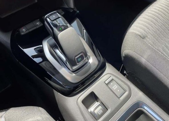 Vehicle image 6 Vehicle image 6