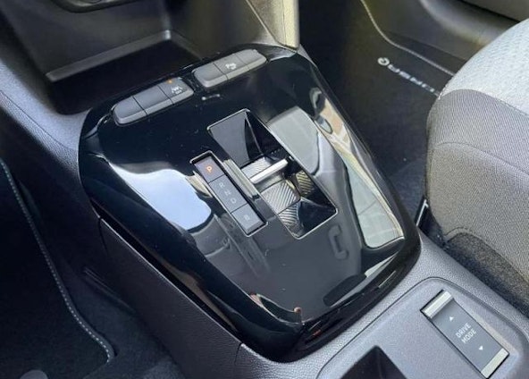 Vehicle image 3 Vehicle image 3