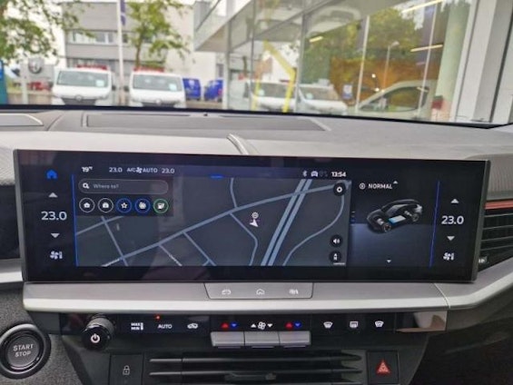 Vehicle image 7 Vehicle image 7