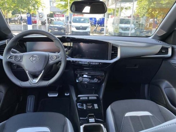 Vehicle image 6 Vehicle image 6