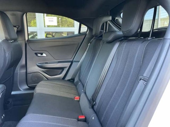 Vehicle image 11 Vehicle image 11