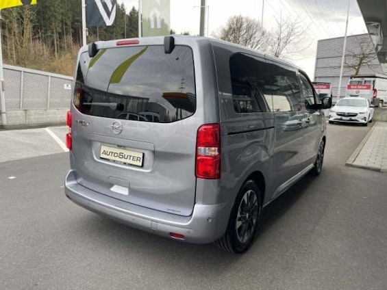 Vehicle image 3 Vehicle image 3