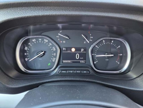 Vehicle image 20 Vehicle image 20