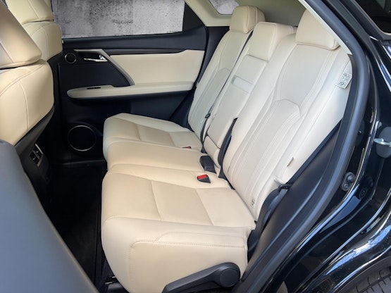 Vehicle image 9 Vehicle image 9