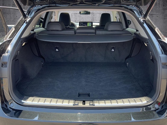 Vehicle image 14 Vehicle image 14