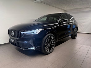 Vehicle image VOLVO XC60 2.0 B5 MH Ultra Dark AWD