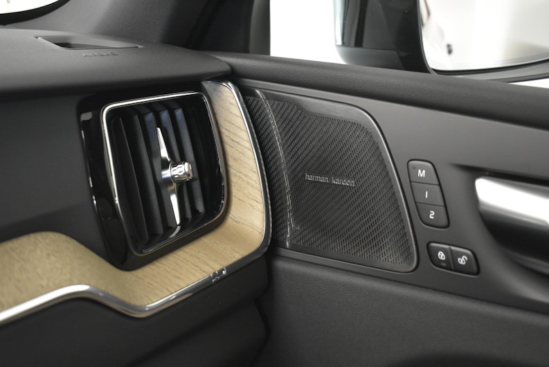 Vehicle image VOLVO XC60