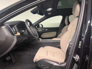 Vehicle image VOLVO XC60 2.0 B5 MH Ultra Dark AWD