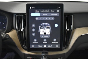 Vehicle image VOLVO XC60 2.0 B5 MH Ultra Dark AWD